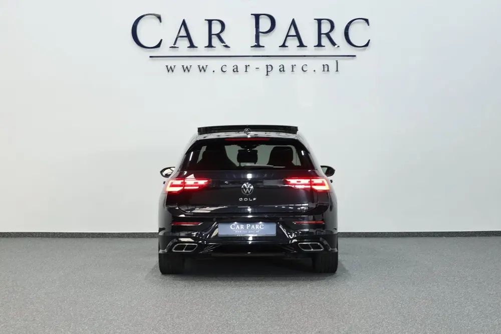 Volkswagen Golf 1.5 eTSI R-Line IQ+LED/VIRTUAL/SFEER/ALCANTA uit 2020, foto 6