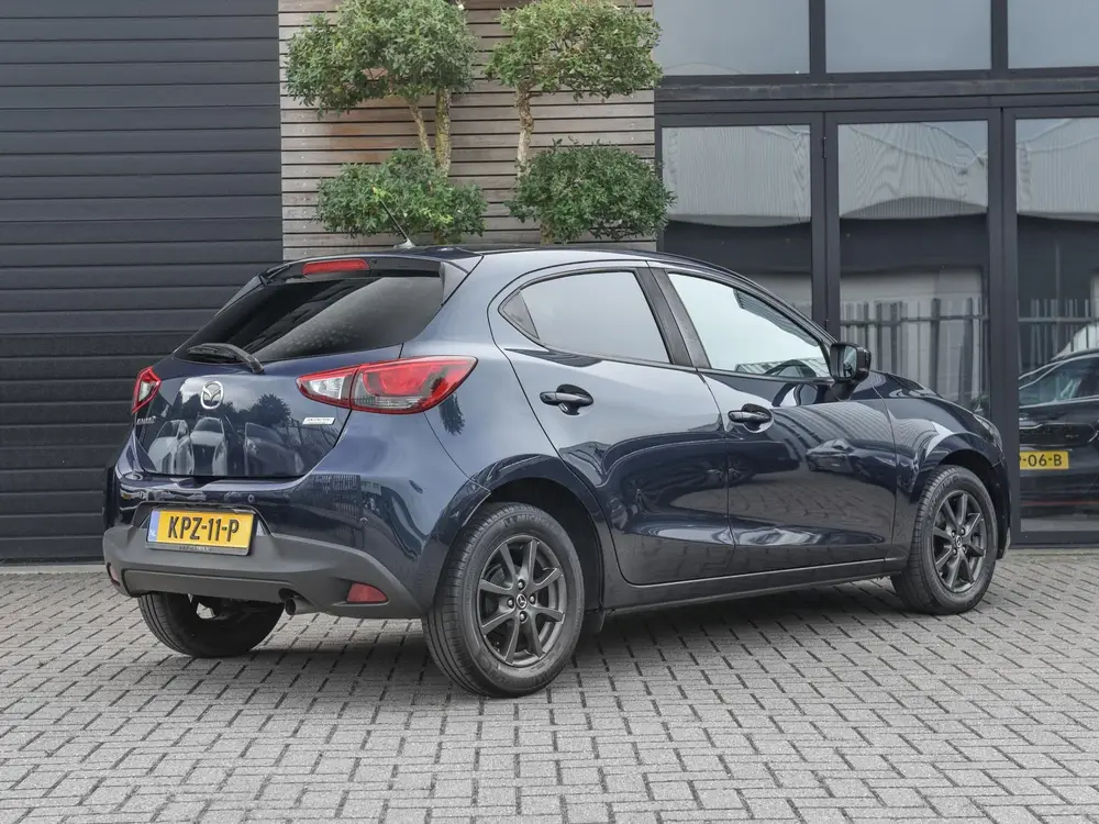 Mazda 2 1.5 Skyactiv-G SkyLease GT Airco Cruise Navi PDC uit 2019, foto 2
