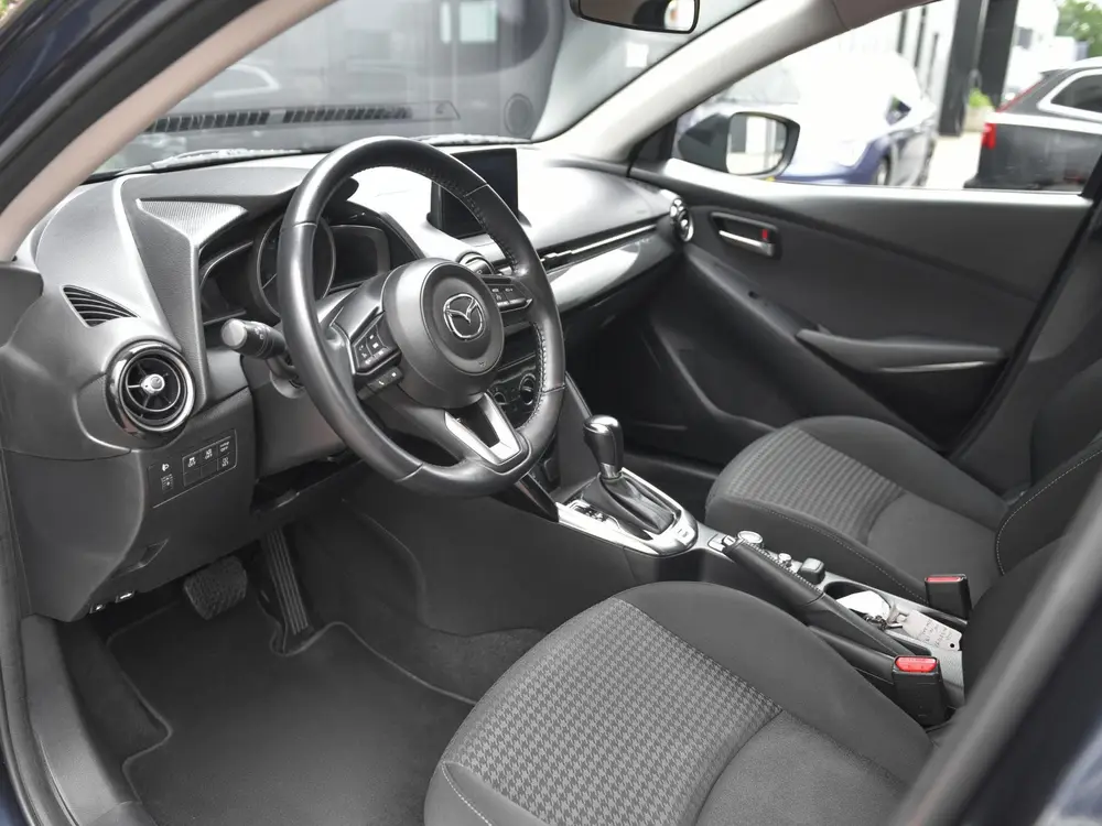 Mazda 2 1.5 Skyactiv-G SkyLease GT Airco Cruise Navi PDC uit 2019, foto 3
