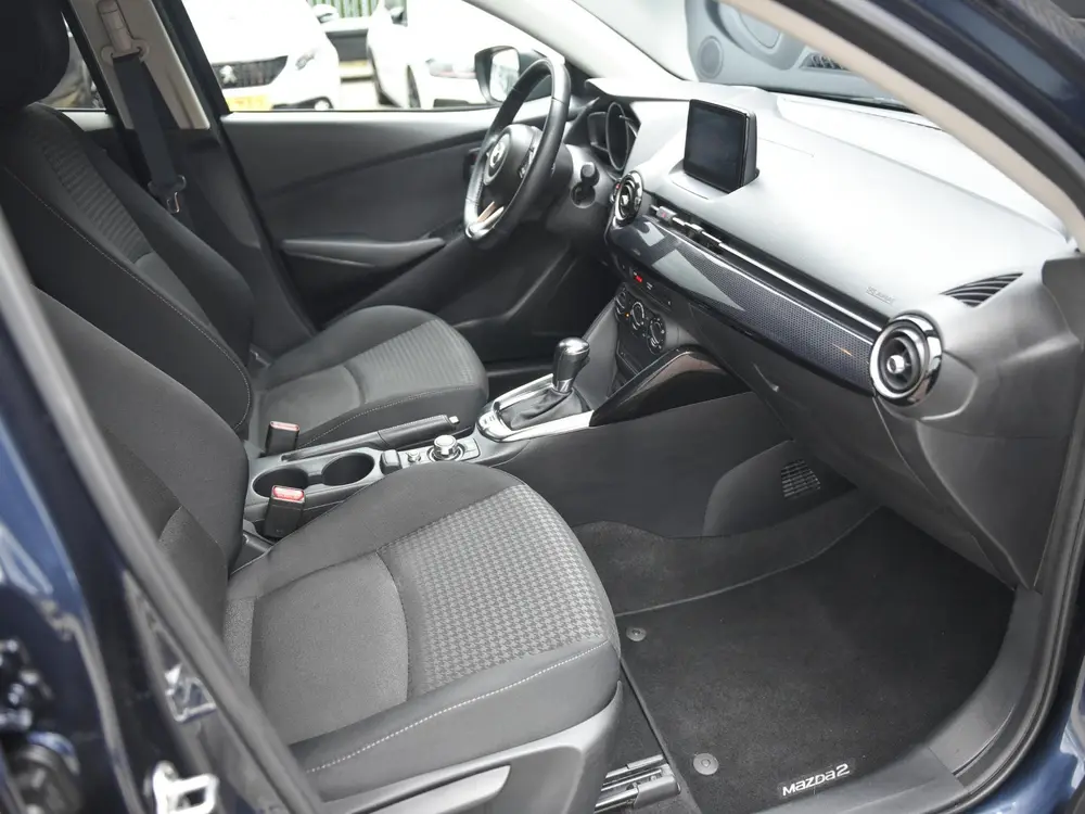 Mazda 2 1.5 Skyactiv-G SkyLease GT Airco Cruise Navi PDC uit 2019, foto 8