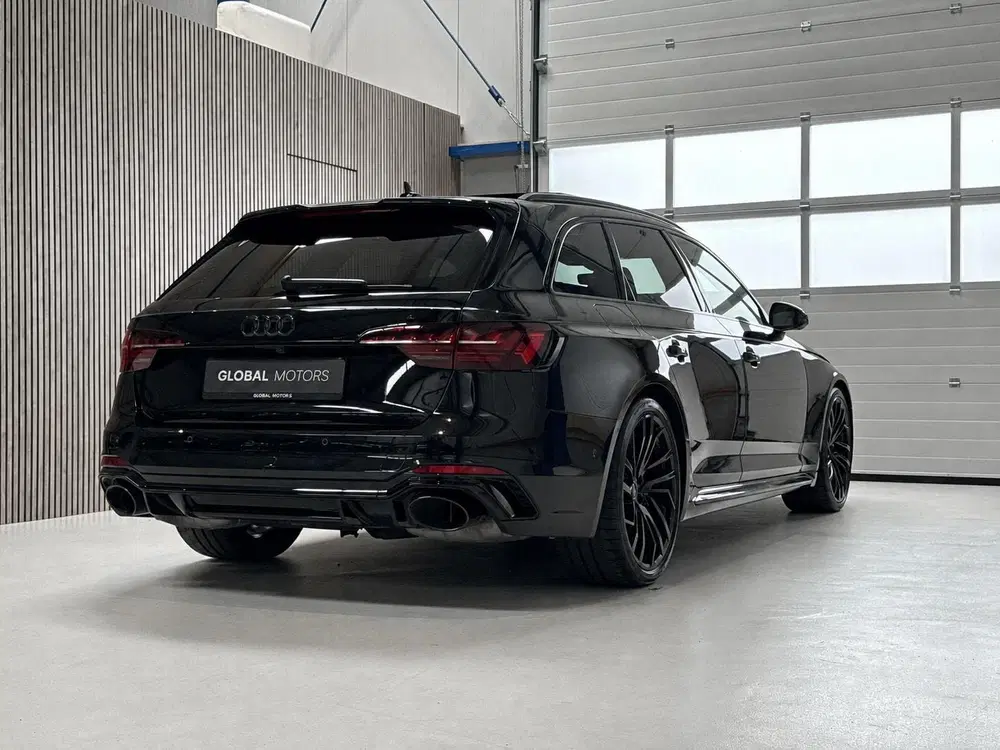 Audi RS4 2.9 TFSI Quattro uit 2020, foto 2