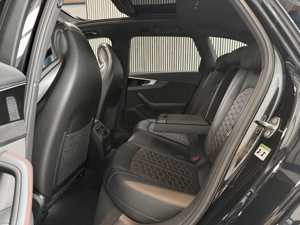 Audi RS4 2.9 TFSI Quattro uit 2020, foto 8