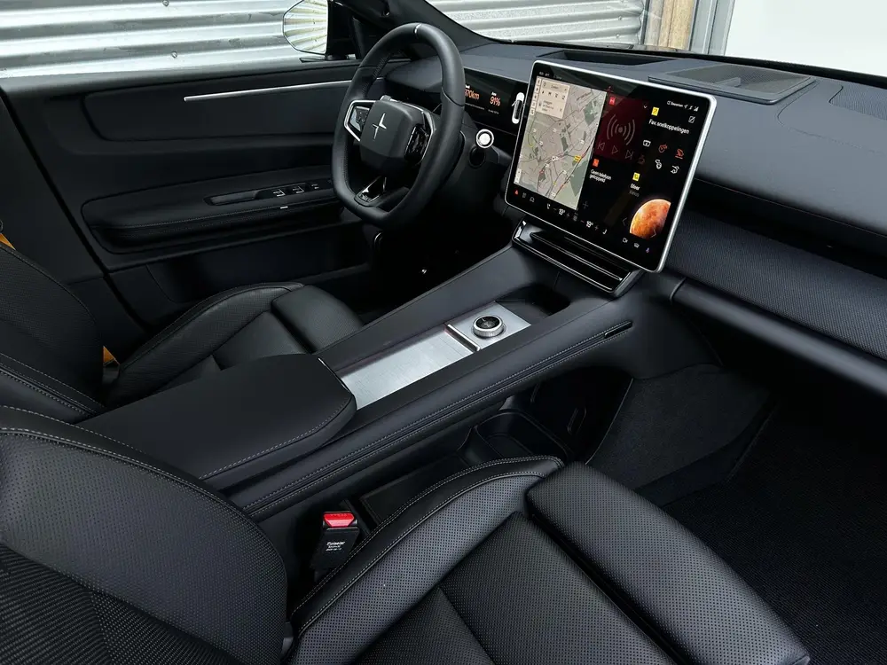 Polestar 4 Long Range Dual motor Performance Prime 10 uit 2025, foto 13