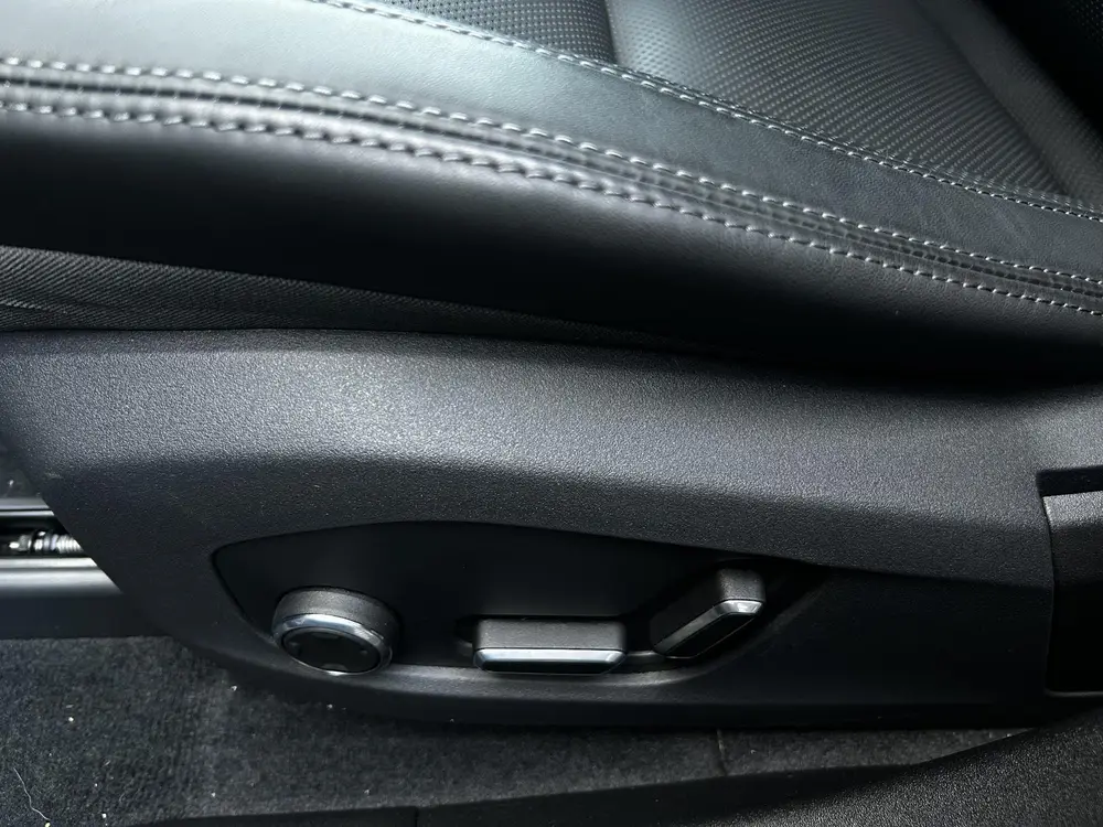 Polestar 4 Long Range Dual motor Performance Prime 10 uit 2025, foto 14