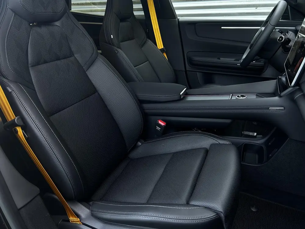 Polestar 4 Long Range Dual motor Performance Prime 10 uit 2025, foto 15