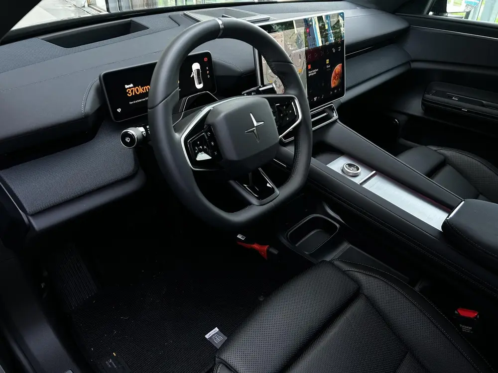 Polestar 4 Long Range Dual motor Performance Prime 10 uit 2025, foto 2