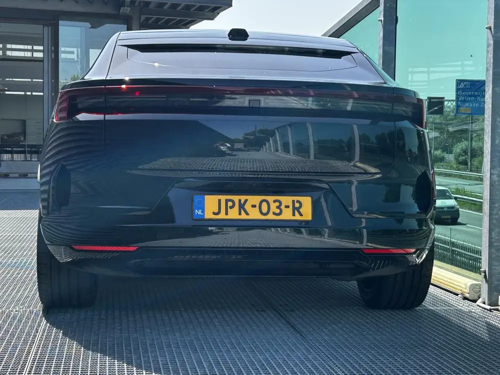 Polestar 4 Long Range Dual motor Performance Prime 10 uit 2025, foto 3