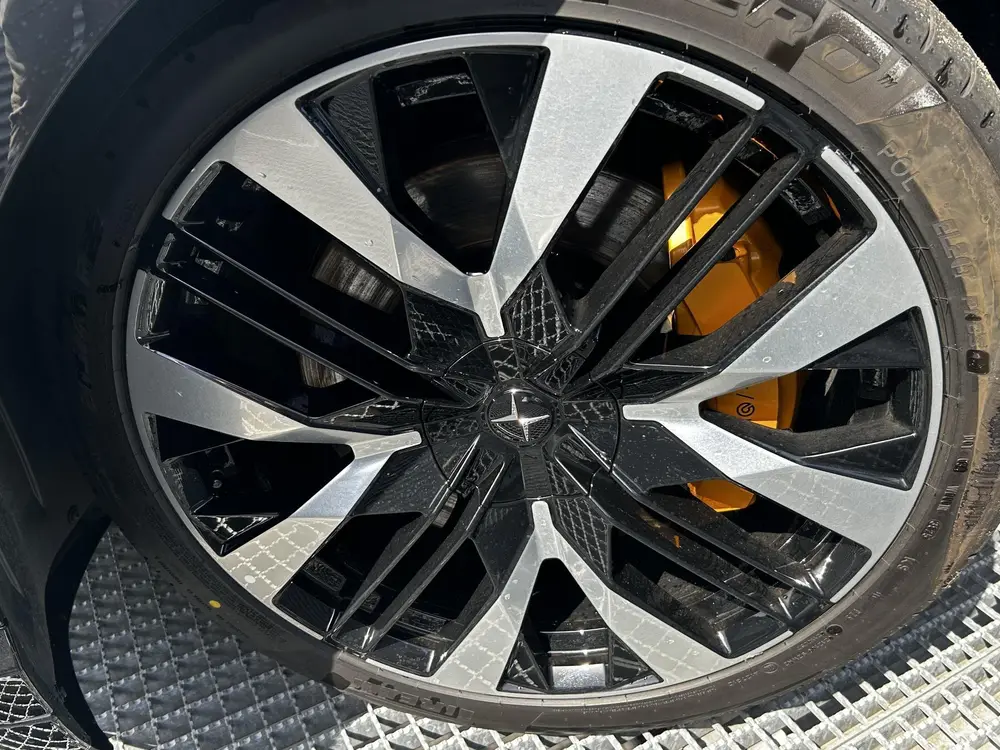 Polestar 4 Long Range Dual motor Performance Prime 10 uit 2025, foto 4