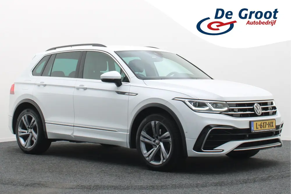 Volkswagen Tiguan 1.5 TSI R-Line Business+ Camera, Apple Car uit 2020