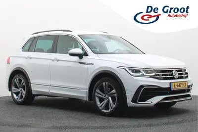 Volkswagen Tiguan 1.5 TSI R-Line Business+ Camera, Apple Car uit 2020