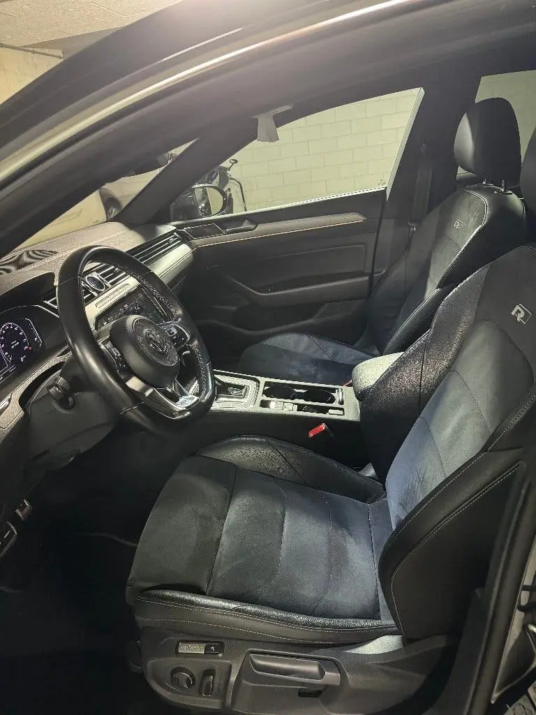 Volkswagen Arteon 2.0 TSI 190pk 7-DSG 2020 Grijs uit 2020, foto 5