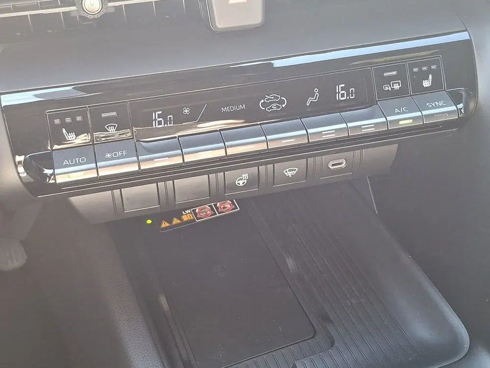 Toyota C-Hr 1.8 Hybrid 140 Dynamic navigtatie uit 2026, foto 18