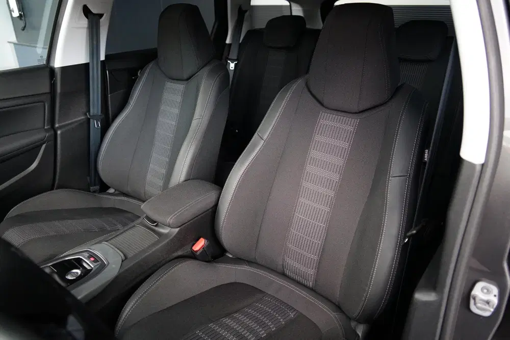 Peugeot 308 1.2 PureTech Allure Pack uit 2020, foto 5