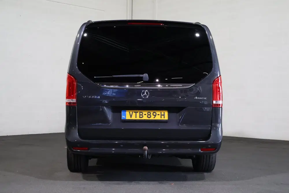 Mercedes-Benz V-Klasse 300d 4-MATIC Lang DC Avantgarde Editi uit 2023, foto 9