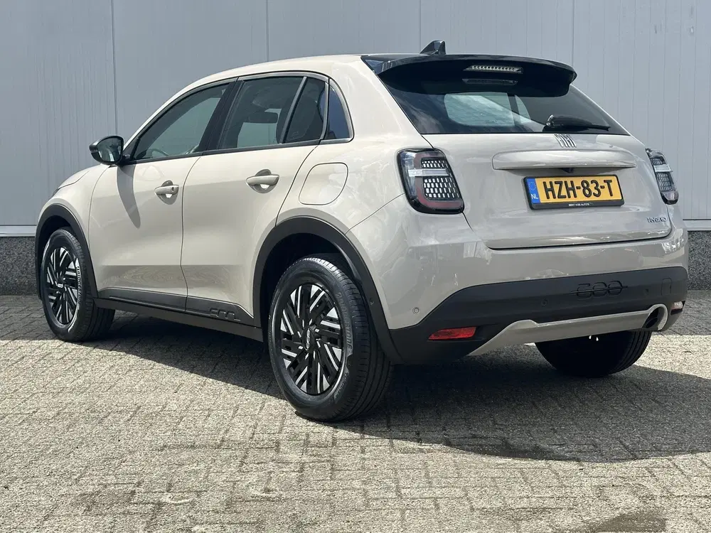 Fiat 600 1.2 Hybrid Icon uit 2025, foto 16
