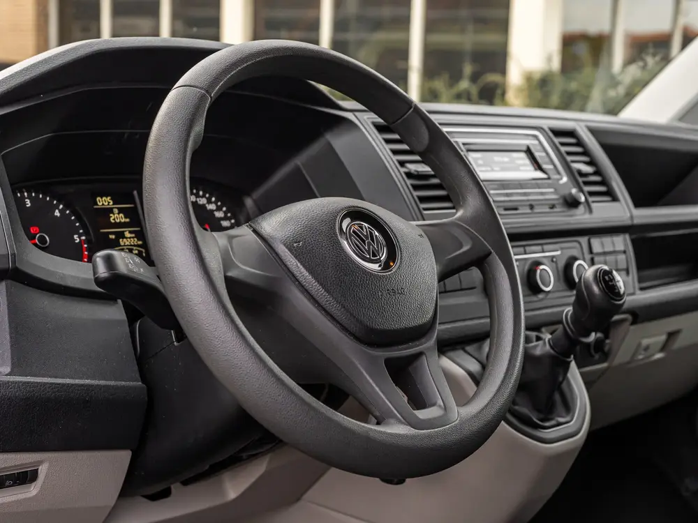 Volkswagen Transporter Kombi 2.0 TDI L1H1 EX BTW BPM VRIJ PR uit 2019, foto 16