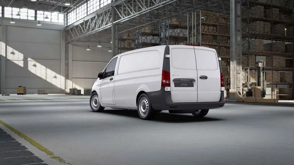 Mercedes-Benz Vito 112 uit 2024, foto 5