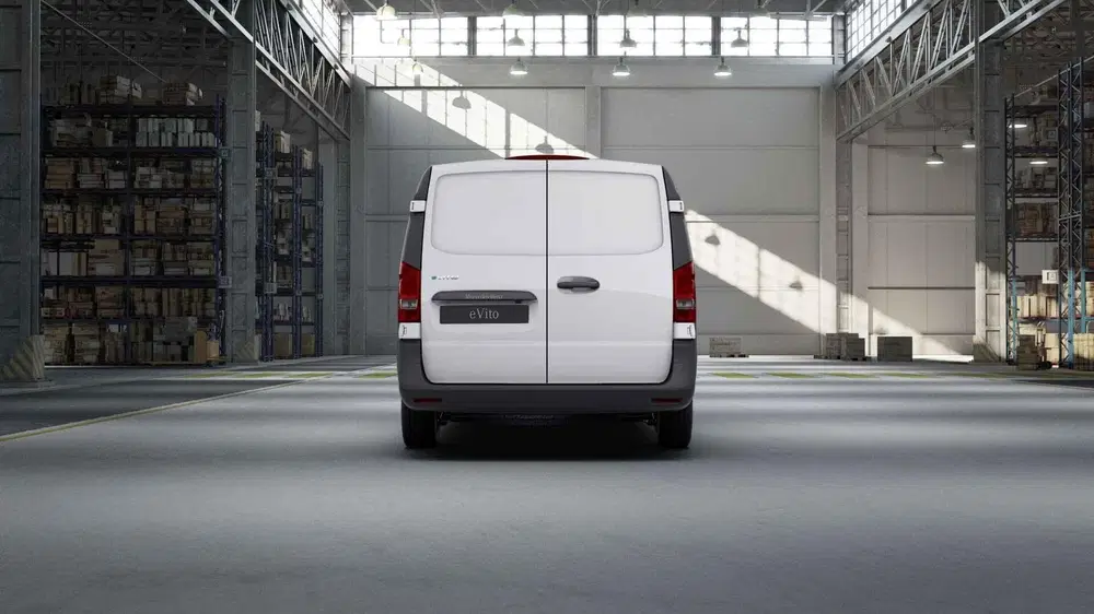 Mercedes-Benz Vito 112 uit 2024, foto 9