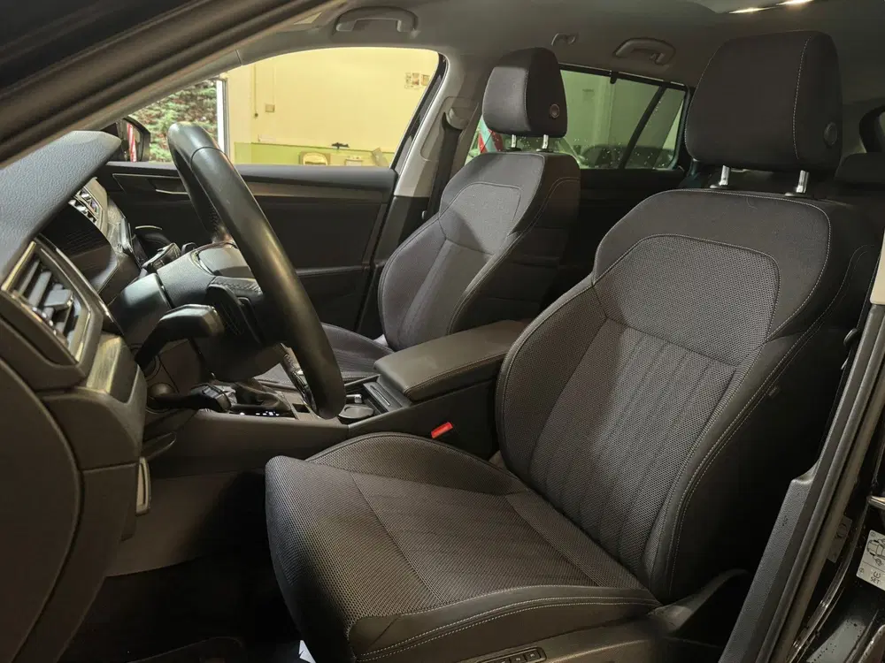 Skoda Superb iV 218PK DSG HYBRID BUSINESS CAMERA uit 2020, foto 17