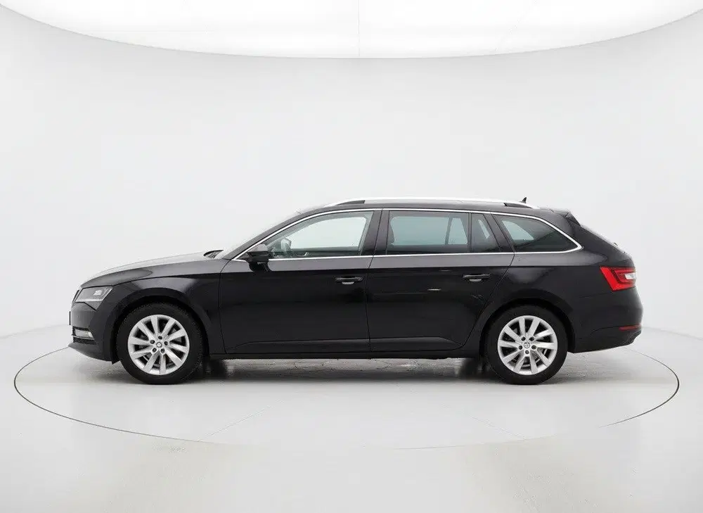 Skoda Superb iV 218PK DSG HYBRID BUSINESS CAMERA uit 2020, foto 7