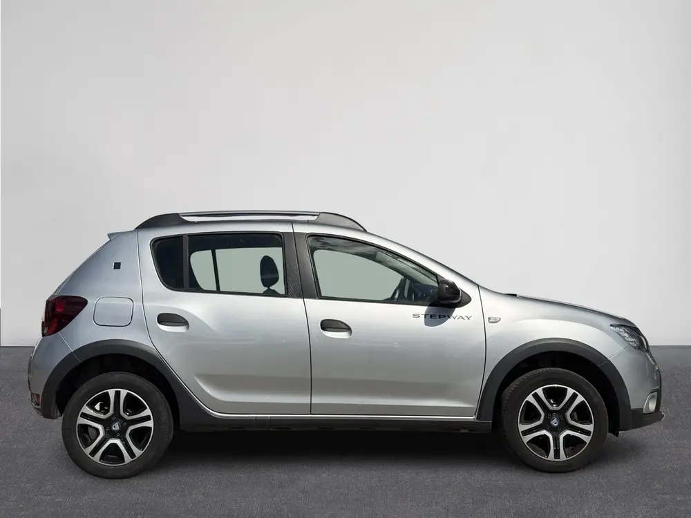 Dacia Sandero 1.0 TCe Bi-Fuel Stepway Serie Limitee 15th Ann uit 2020, foto 6