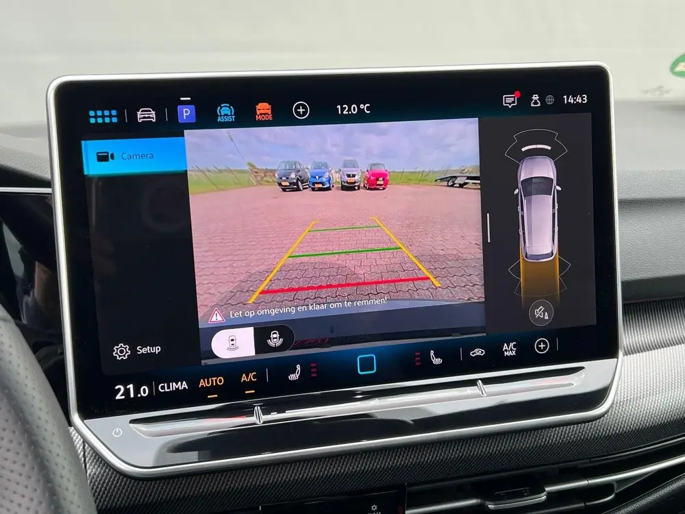 Volkswagen Golf 1.5 eTSI | R-Line | Facelift model | Camera uit 2025, foto 14