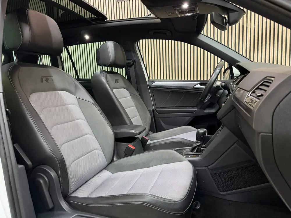 Volkswagen Tiguan 1.5 TSI 3x R-Line 2019 DSG LED PANO CAMERA uit 2019, foto 14