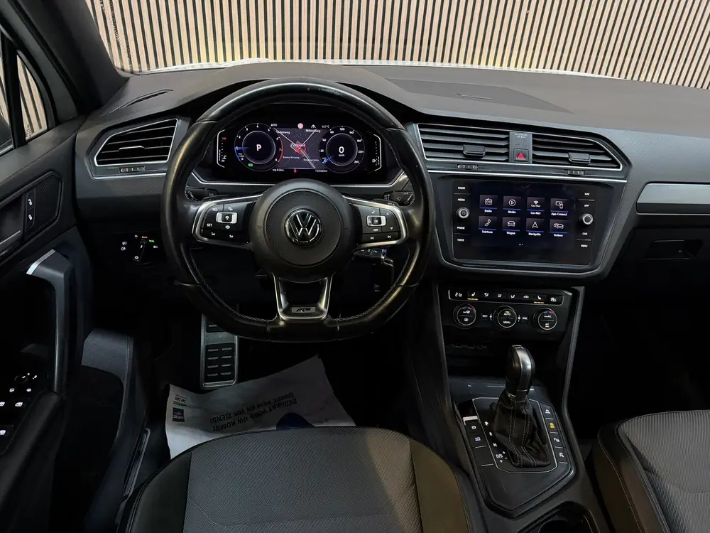 Volkswagen Tiguan 1.5 TSI 3x R-Line 2019 DSG LED PANO CAMERA uit 2019, foto 16