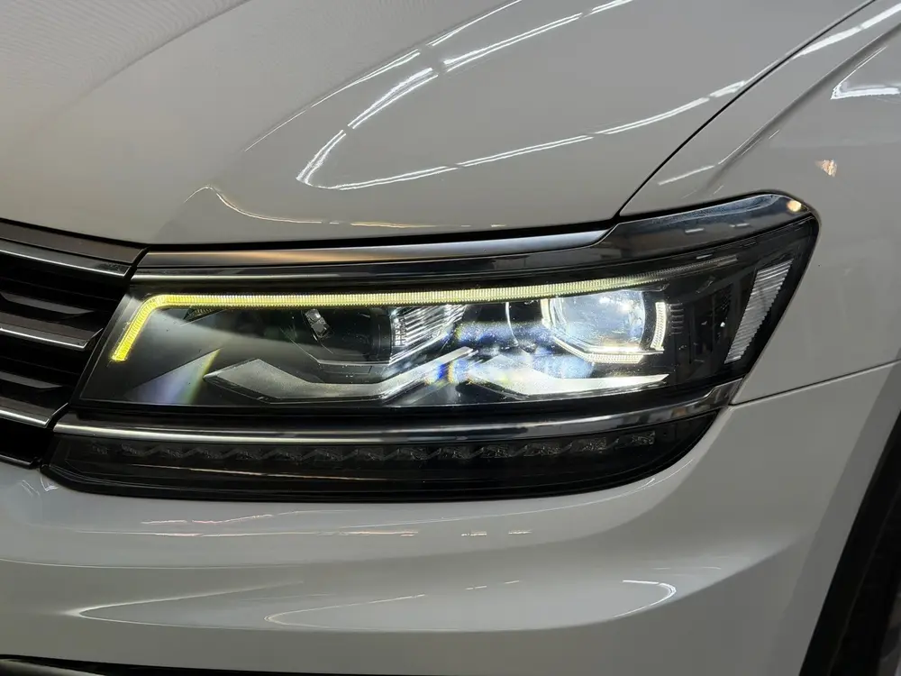 Volkswagen Tiguan 1.5 TSI 3x R-Line 2019 DSG LED PANO CAMERA uit 2019, foto 3
