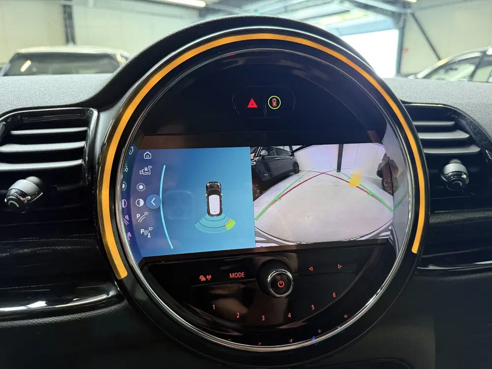 Mini Clubman 1.5 Cooper Leder uit 2023, foto 12