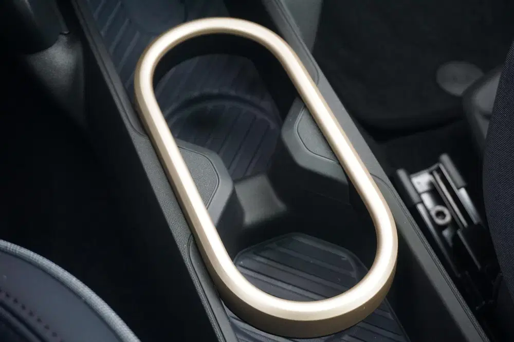 Mini Cooper Cooper E Favoured Trim uit 2026, foto 11