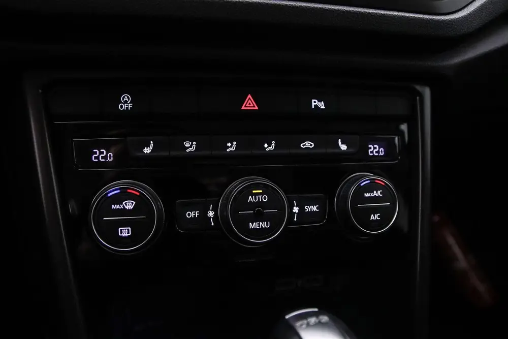 Volkswagen T-Roc Style 1.5 TSI 150pk DSG Automaat Adaptive c uit 2019, foto 19