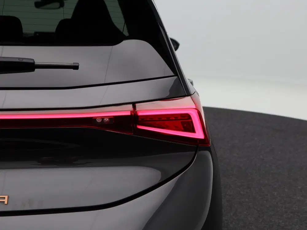 Cupra Born Adrenaline 62 kWh 231 Pk uit 2022, foto 13