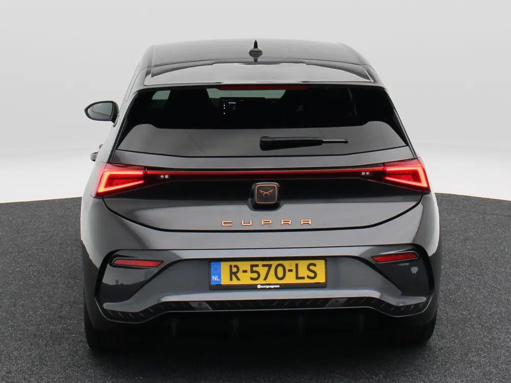Cupra Born Adrenaline 62 kWh 231 Pk uit 2022, foto 6