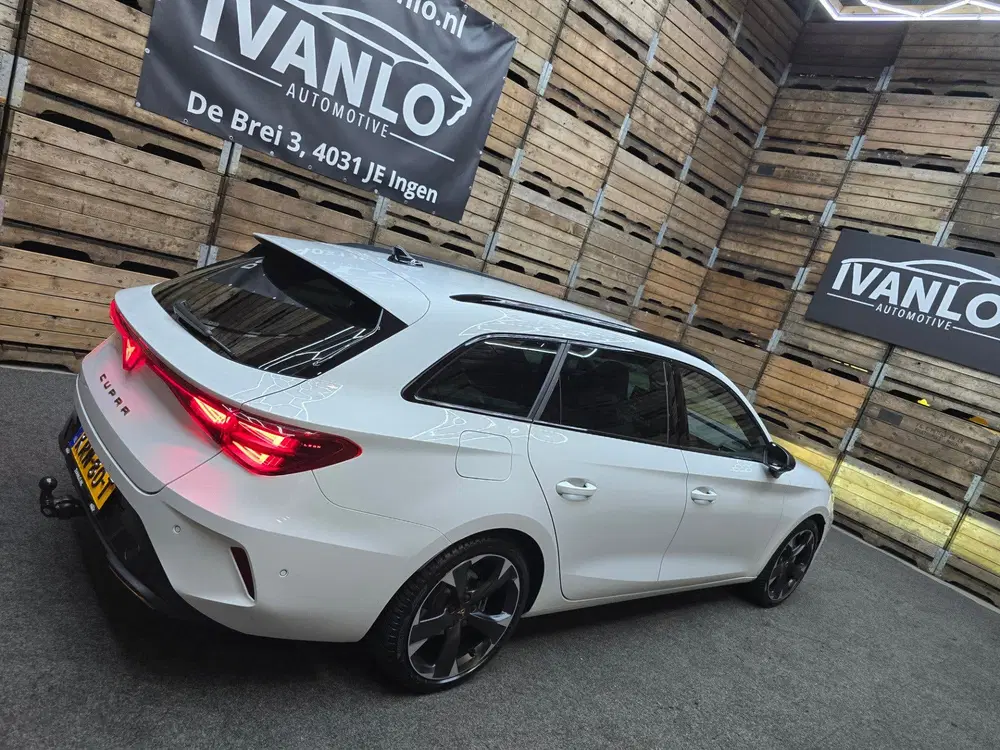 Cupra Leon 1.5 TSI e-Hybrid Business LED Navi C uit 2025, foto 19