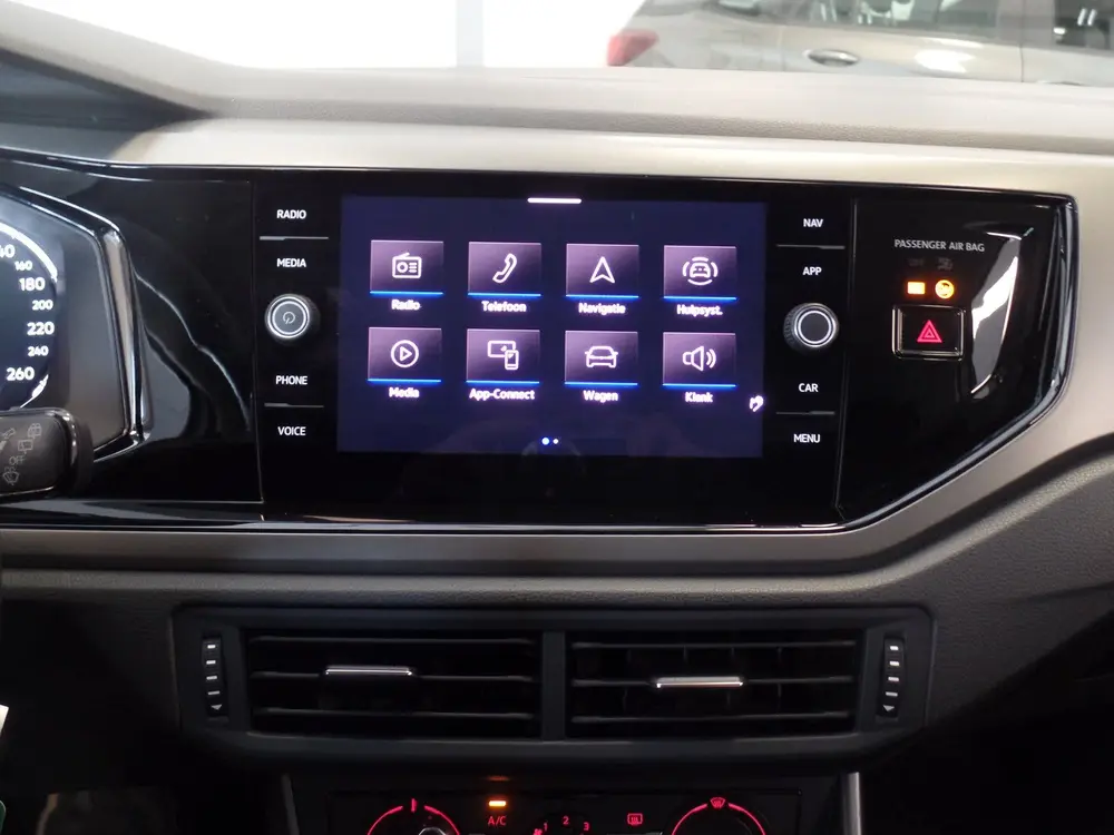 Volkswagen Polo 1.0 TSI 5drs Comfortline Automaat, Navigatie uit 2021, foto 20
