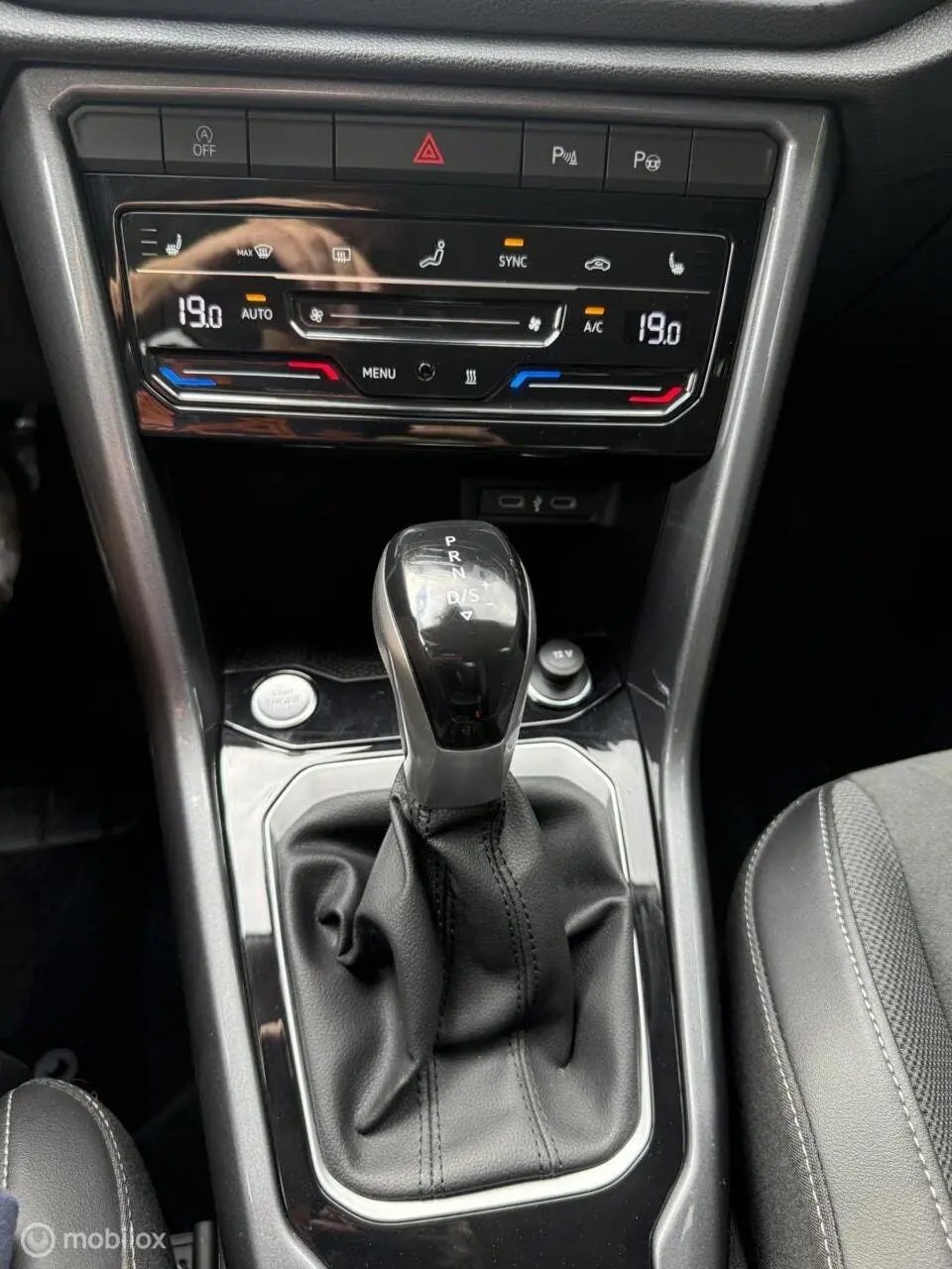 Volkswagen T-Roc 1.5 TSI Style 27.000 KM AUTOMAAT NIEUWSTAAT uit 2024, foto 13