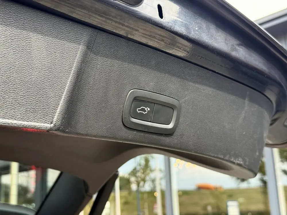Volvo XC40 1.5 T3 Momentum Pro 360 (bj 2019, automaat) uit 2019, foto 12
