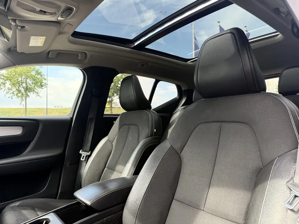 Volvo XC40 1.5 T3 Momentum Pro 360 (bj 2019, automaat) uit 2019, foto 15