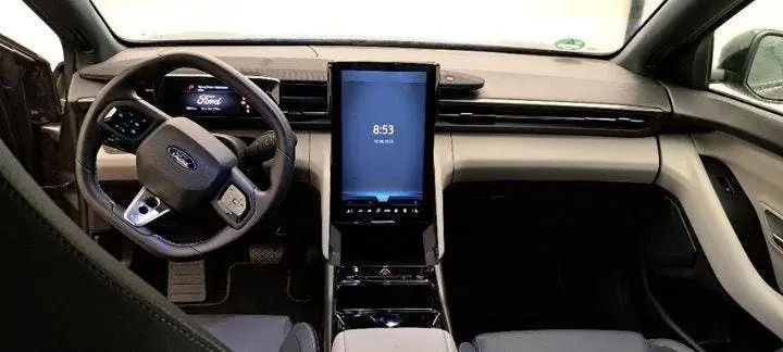 Ford Capri Select Extended Range RWD 77 kWh Navigatie uit 2025, foto 6