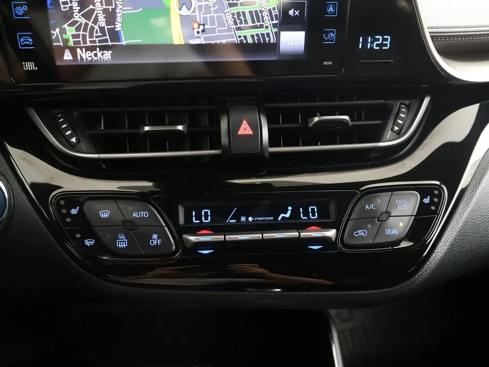 Toyota C-Hr 1.8 Hybrid Executive | Dealer onderhouden | JBL uit 2019, foto 8