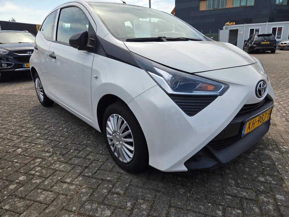 Toyota Aygo 1.0 VVTDEA;ER ONDRHOUD/CRUIS CONTROL uit 2019, foto 12