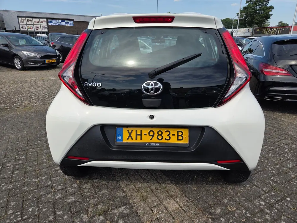 Toyota Aygo 1.0 VVTDEA;ER ONDRHOUD/CRUIS CONTROL uit 2019, foto 14