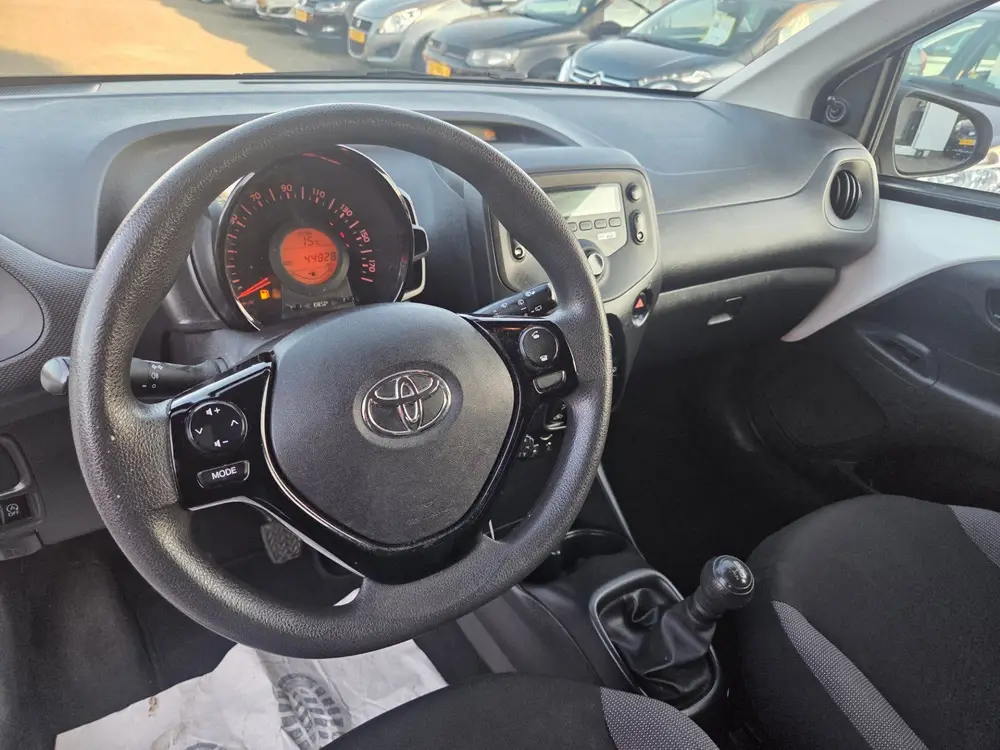 Toyota Aygo 1.0 VVTDEA;ER ONDRHOUD/CRUIS CONTROL uit 2019, foto 7