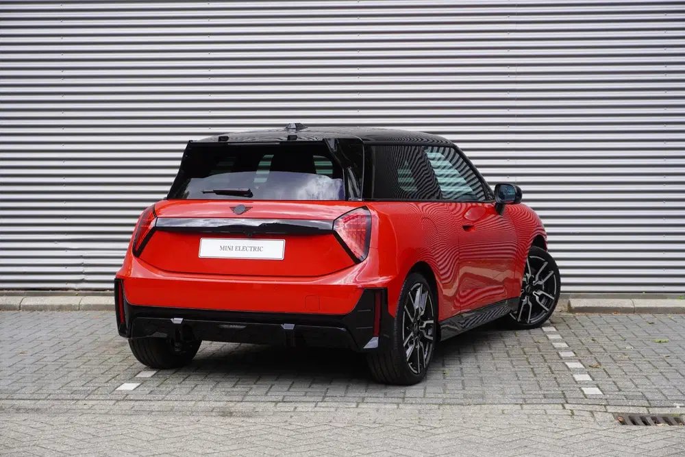 Mini John Cooper Works E John Cooper Works Trim uit 2026, foto 2