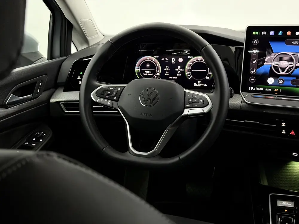Volkswagen Golf 1.5 eHybrid Life Edition Plug-in Camera, App uit 2025, foto 13