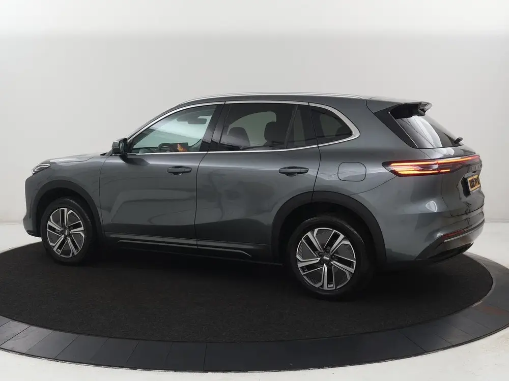 Geely Starray EM-i uit 2026, foto 2