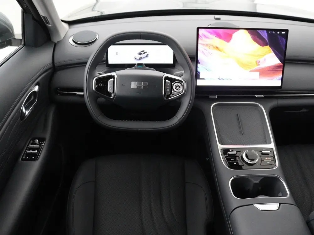 Geely Starray EM-i uit 2026, foto 3