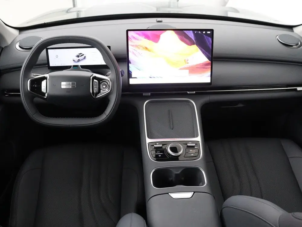 Geely Starray EM-i uit 2026, foto 8
