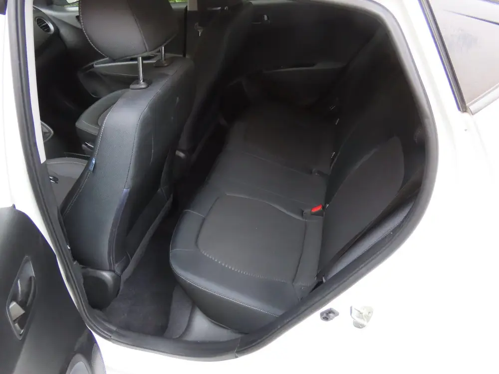 Hyundai I10 1.0i Comfort *1e EIG *NAVI *CARPLAY uit 2019, foto 10